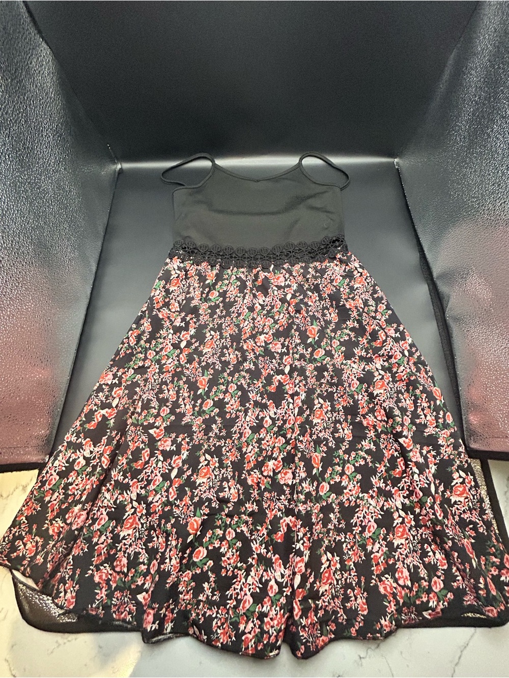 SHEIN Black A-Line Floral Midi Dress with Lace Waistband